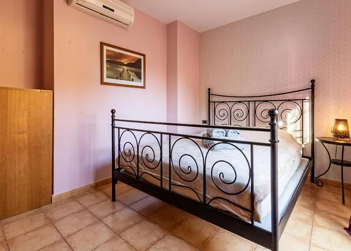 Anayed Garden 1 Bedroom Appartamento *